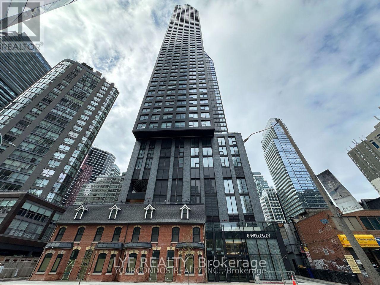 4810 - 8 WELLESLEY STREET W, Toronto, Ontario