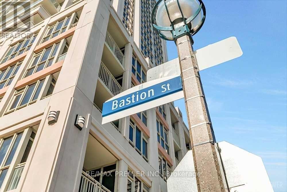 1916 - 35 Bastion Street, Toronto, Ontario  M5V 0C2 - Photo 3 - C13173906
