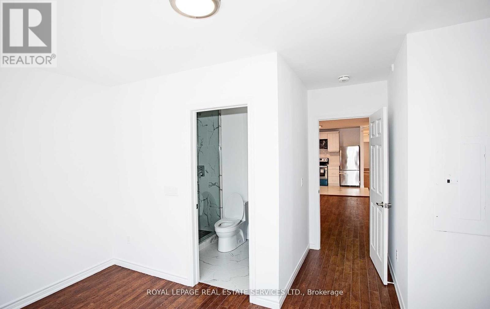 1116 College Street, Toronto, Ontario  M6H 1B5 - Photo 10 - C13173956