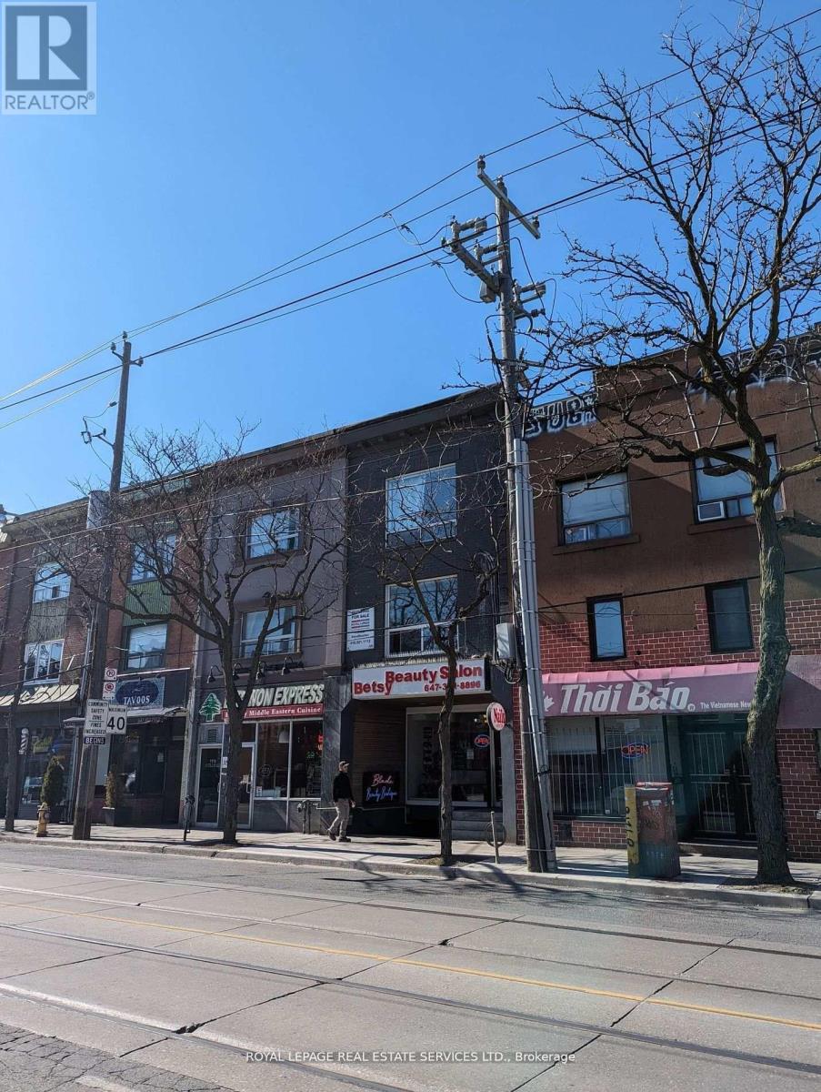 1116 College Street, Toronto, Ontario  M6H 1B5 - Photo 2 - C13173956