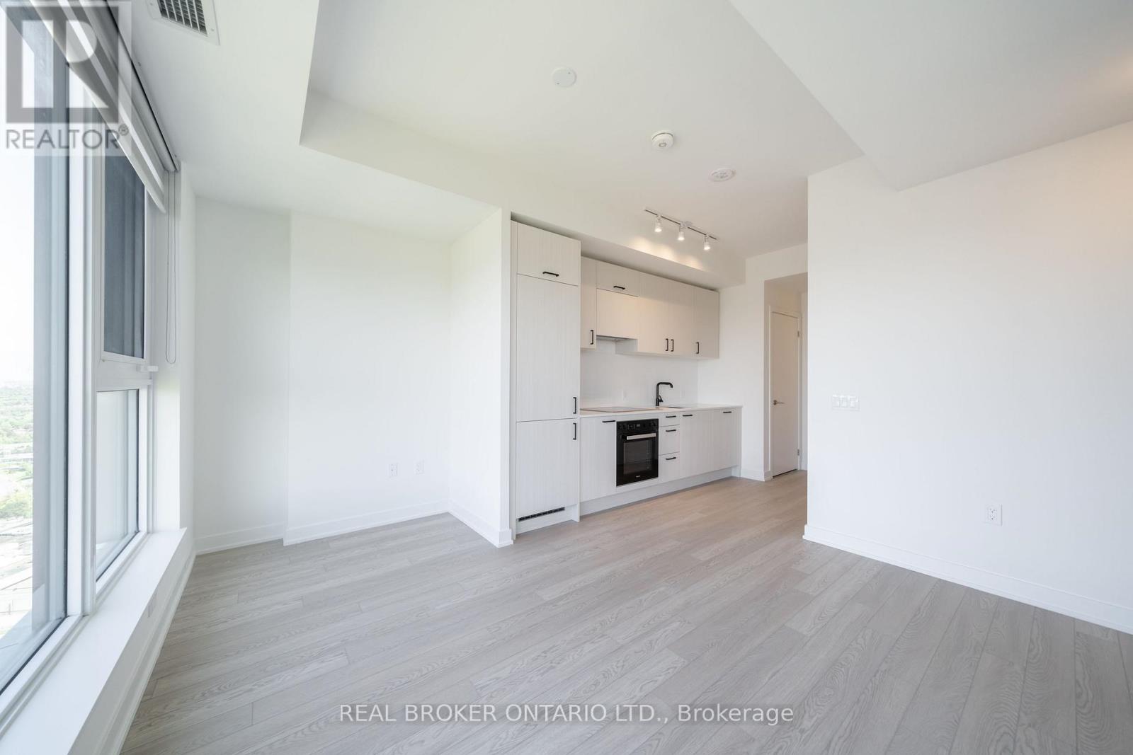 3704 - 1 Quarrington Lane, Toronto, Ontario  M3C 0S4 - Photo 4 - C13174014