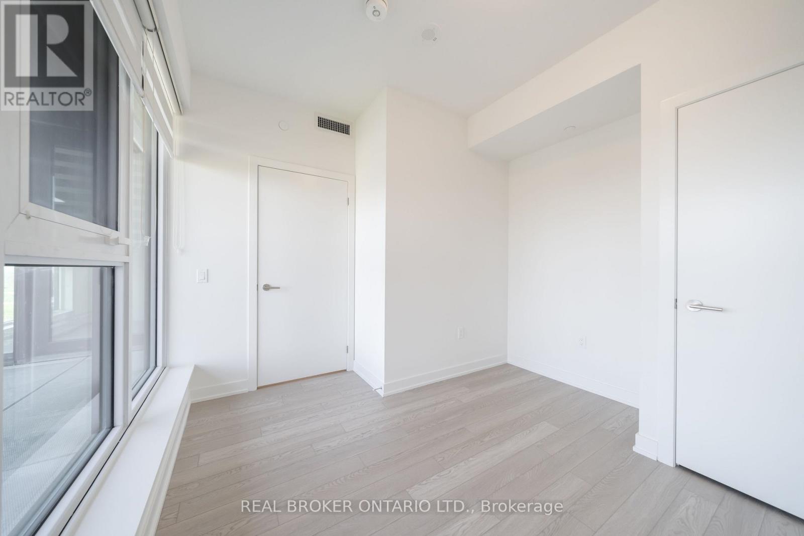 3704 - 1 Quarrington Lane, Toronto, Ontario  M3C 0S4 - Photo 7 - C13174014