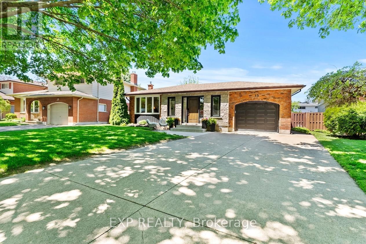 15 Chatham Road, St. Catharines, Ontario  L2M 4N7 - Photo 4 - X13173644