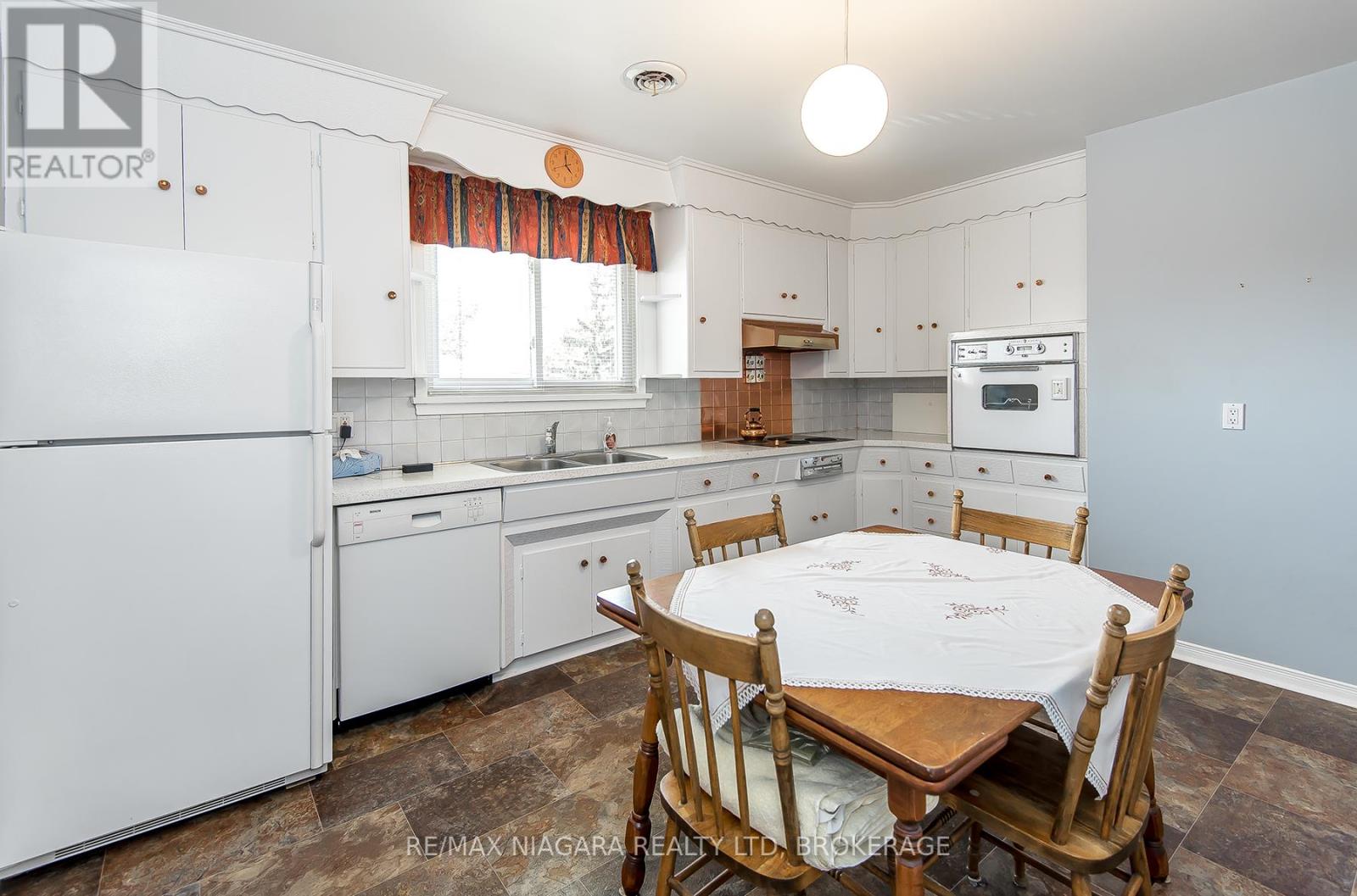 425 Bell Street, Port Colborne (Killaly East), Ontario  L3K 1K3 - Photo 18 - X13173916