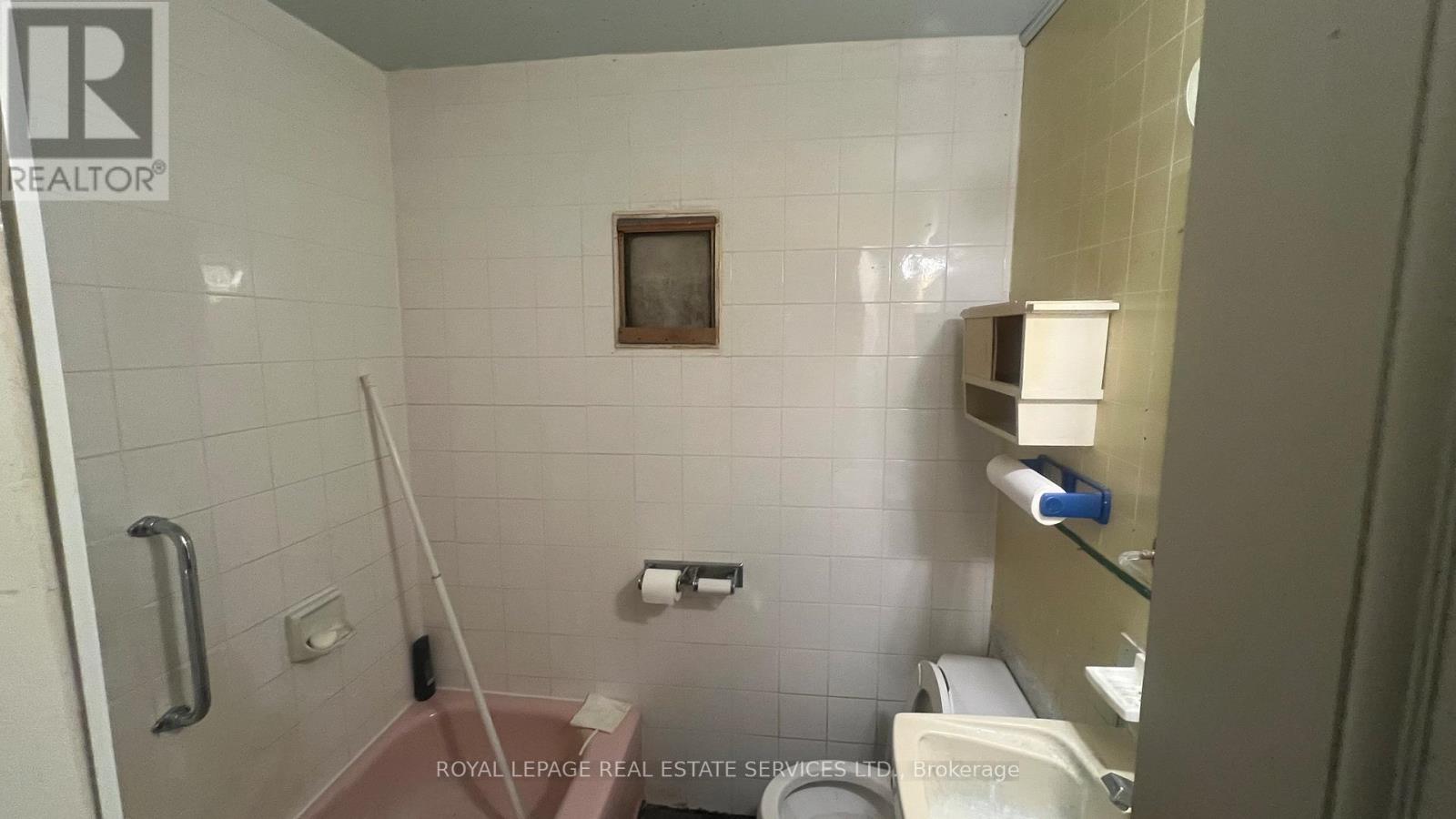 10 Thatcher Avenue, Toronto, Ontario  M1M 2M2 - Photo 26 - E13173630
