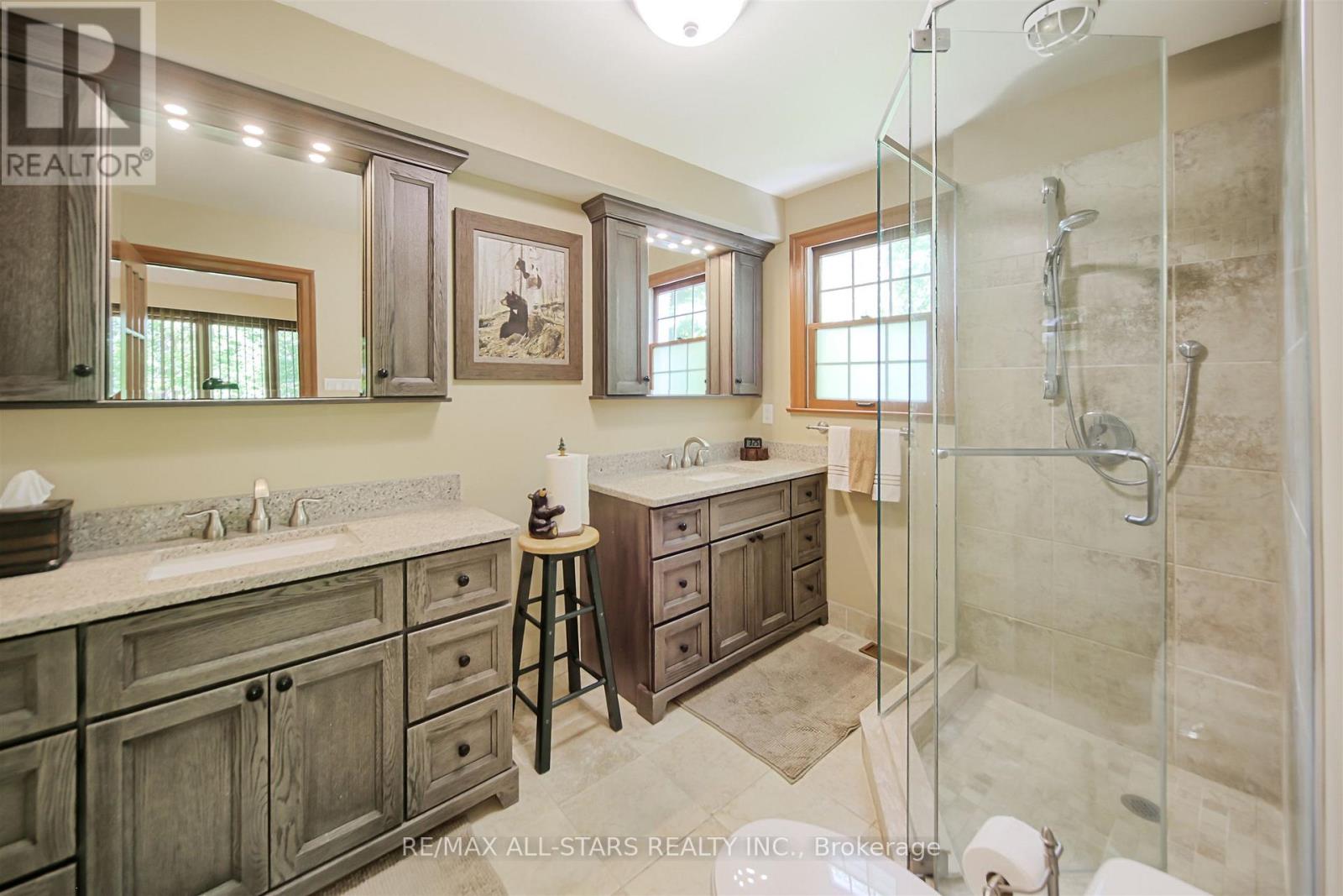 19 Bristol Sands Crescent, Uxbridge, Ontario  L9P 0G1 - Photo 21 - N13163648