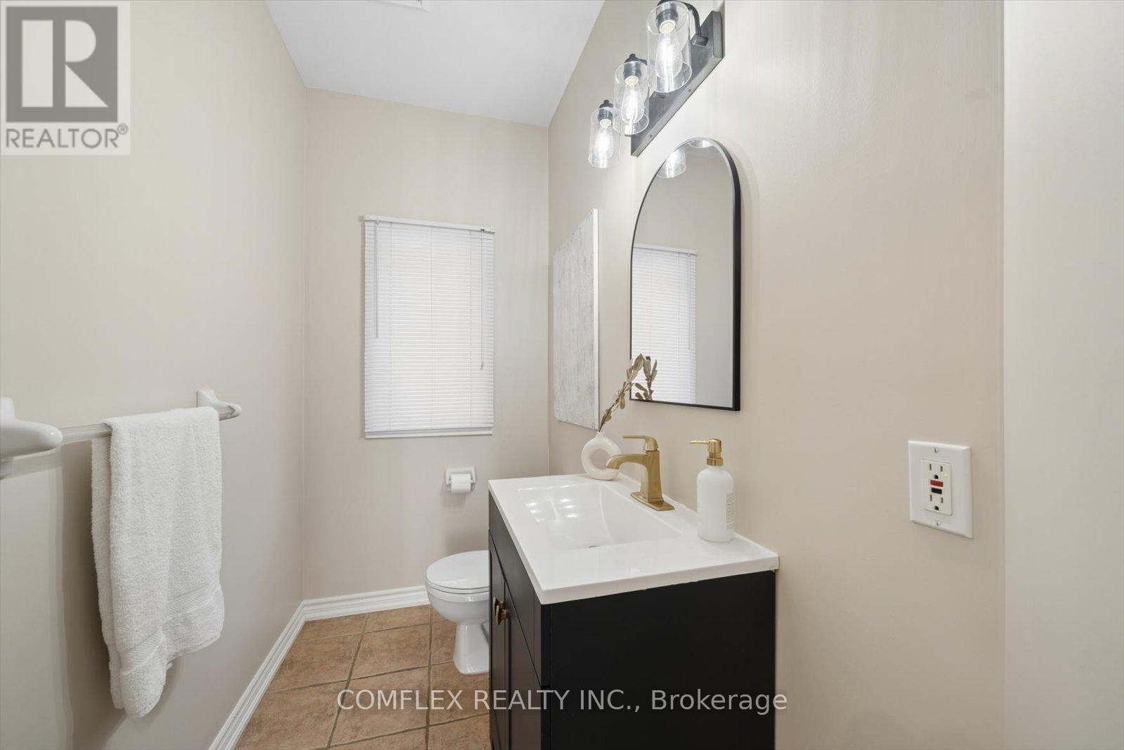8 Inverary Court, Whitby, Ontario  L1R 2R2 - Photo 25 - E13173640