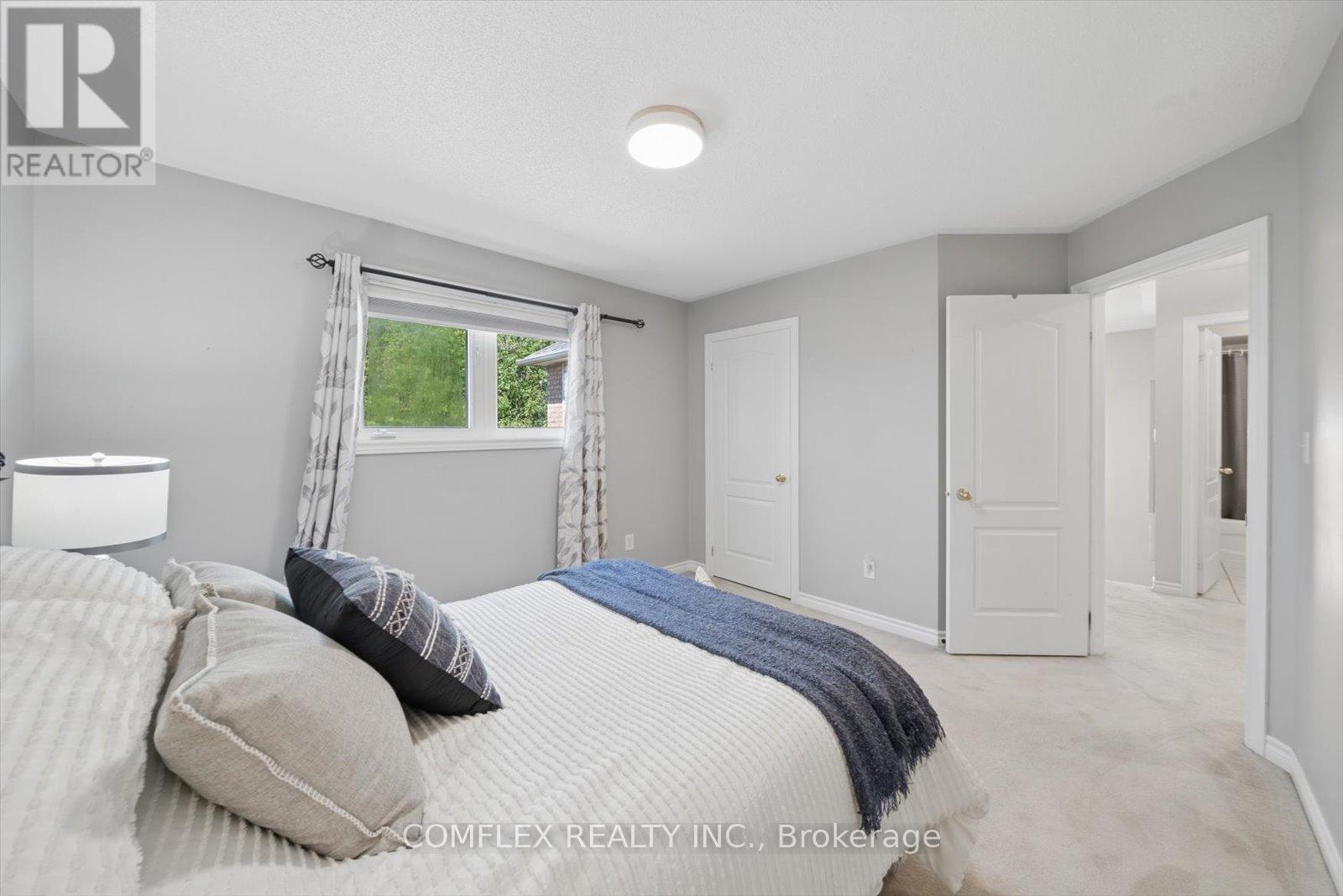 8 Inverary Court, Whitby, Ontario  L1R 2R2 - Photo 39 - E13173640