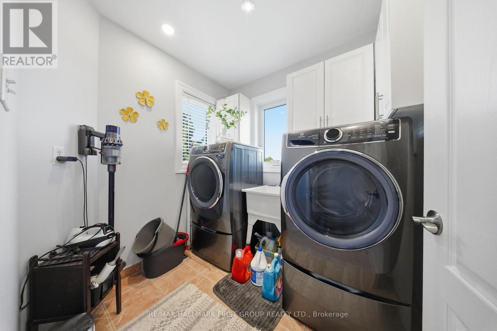 55 Armitage Crescent, Ajax, Ontario  L1T 4L1 - Photo 21 - E13173722