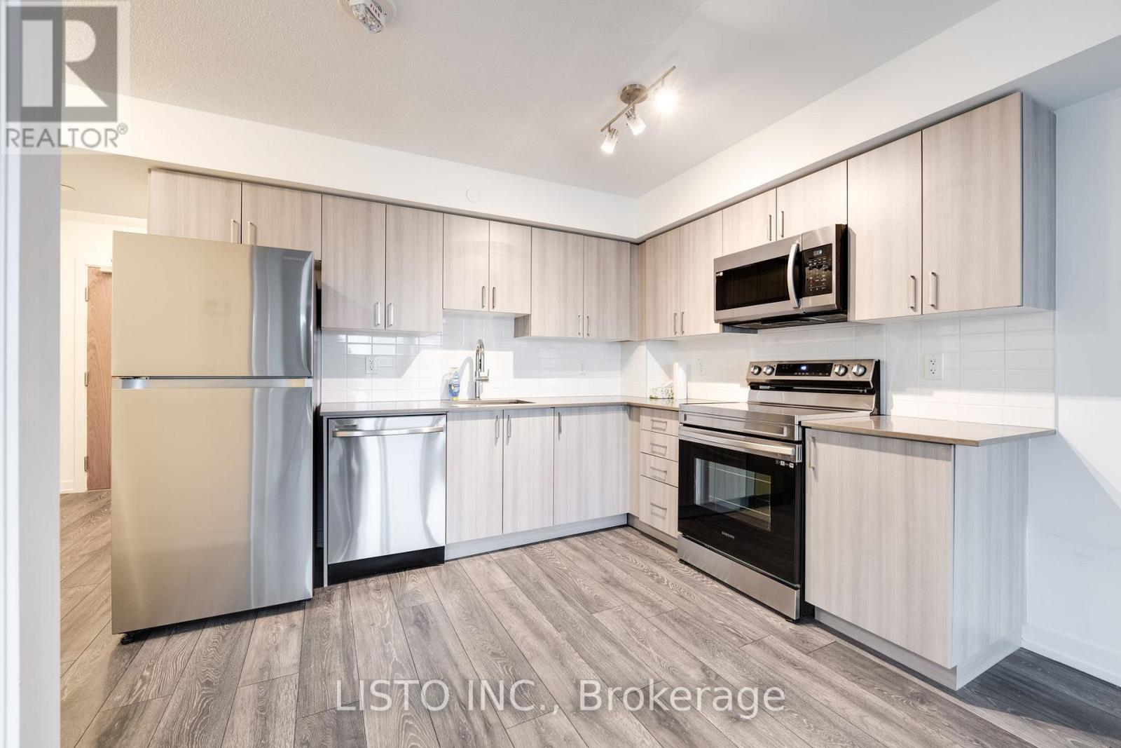 413 - 1455 Celebration Drive, Pickering, Ontario  L1W 1L8 - Photo 10 - E13173946