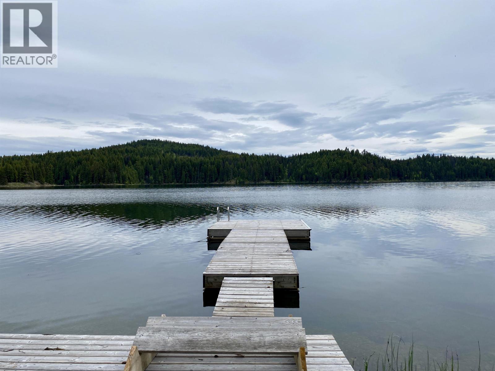 5977 Dempsey Lake Road, Lac La Hache, British Columbia  V0K 1T0 - Photo 3 - R3064843
