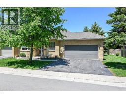 44 RIVEROAKS Drive, Mount Hope, Ontario