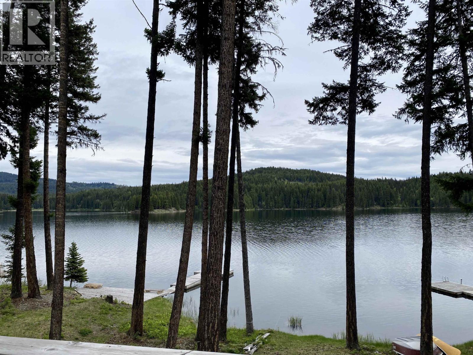 5977 Dempsey Lake Road, Lac La Hache, British Columbia  V0K 1T0 - Photo 2 - R3064843