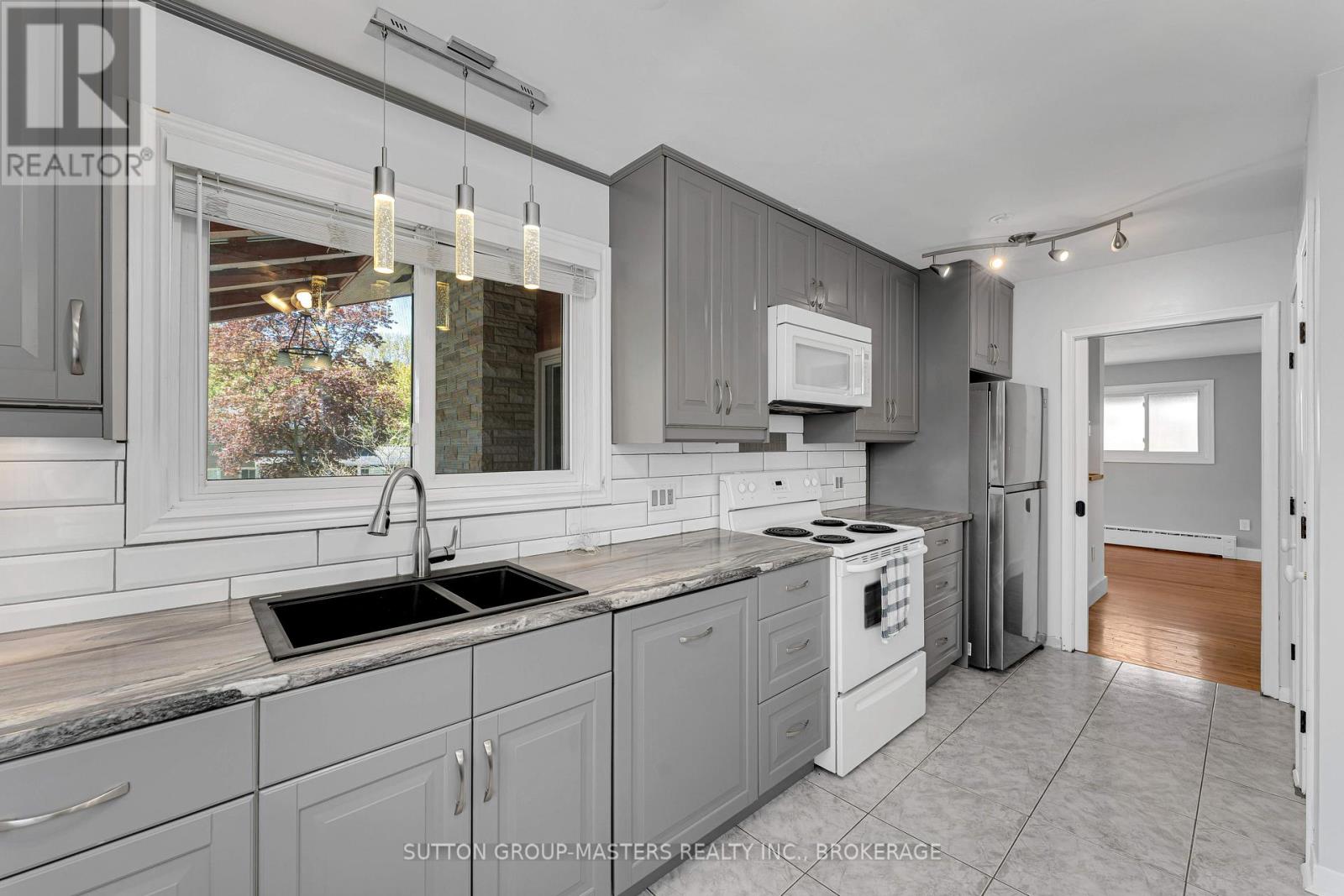215 Yonge Street, Kingston (Central City West), Ontario  K7M 1G2 - Photo 14 - X13173934