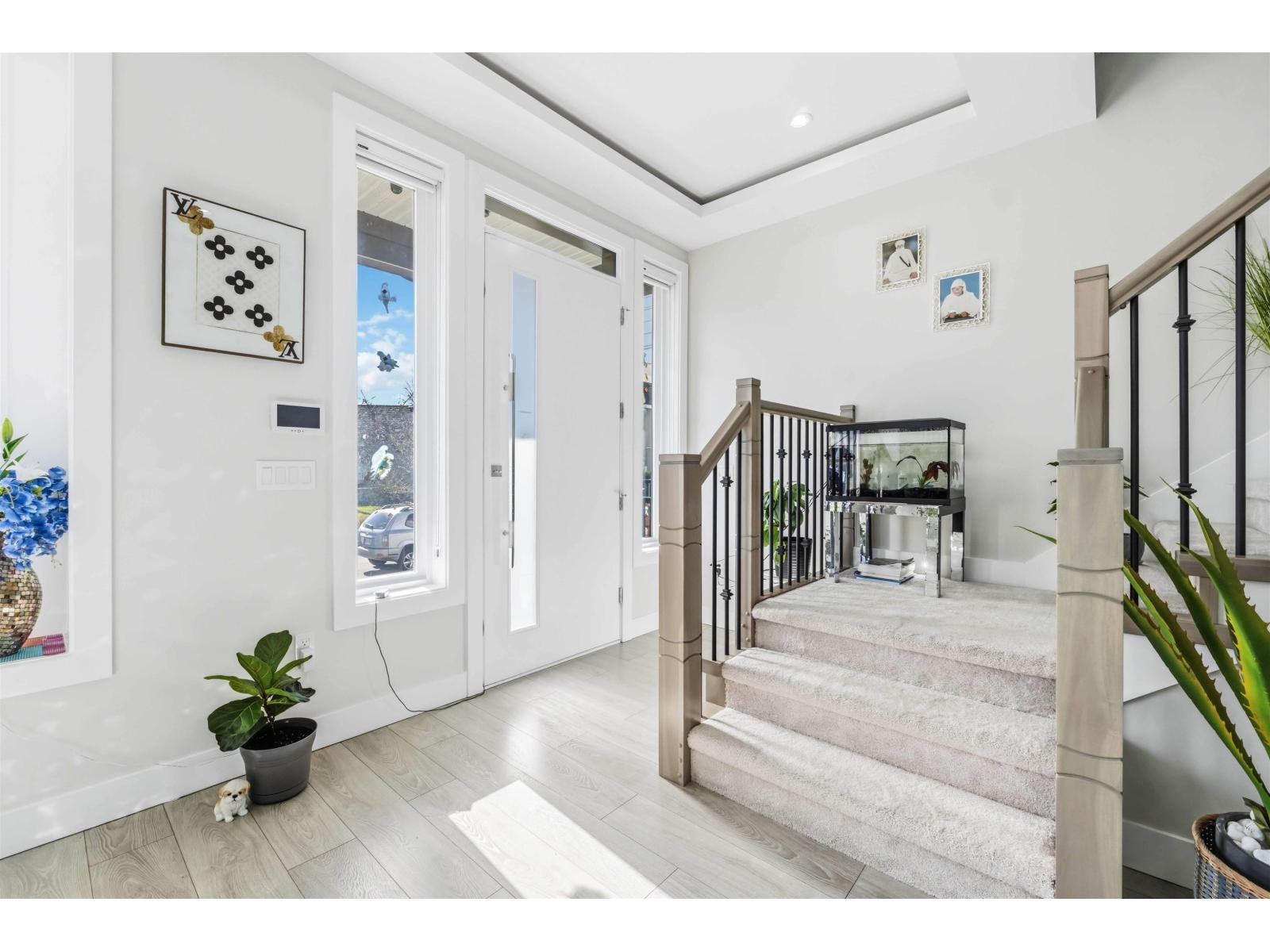 19247 71 Avenue, Surrey, British Columbia  V4N 6V1 - Photo 4 - R3127515