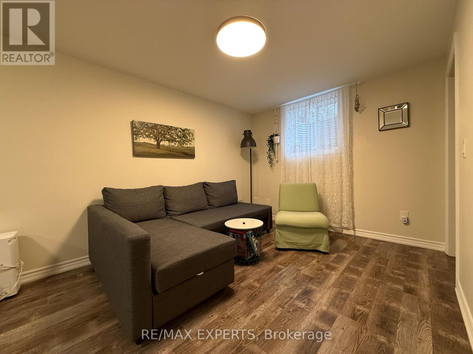 Basement - 4 Mcnairn Court, Richmond Hill, Ontario  L4C 5X1 - Photo 2 - N13173622