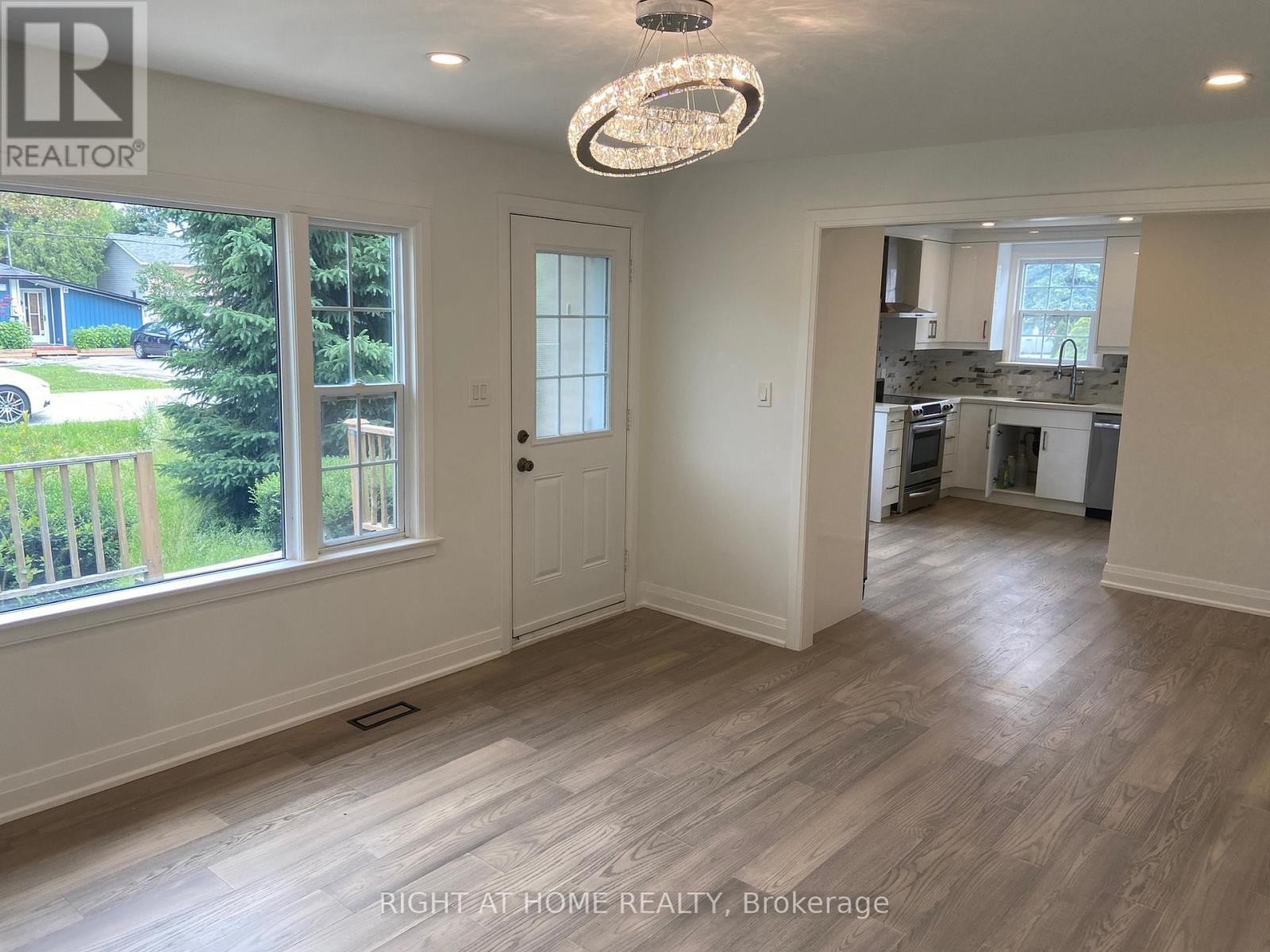 267 Rayners Road, Georgina, Ontario  L4P 1G5 - Photo 2 - N13173632