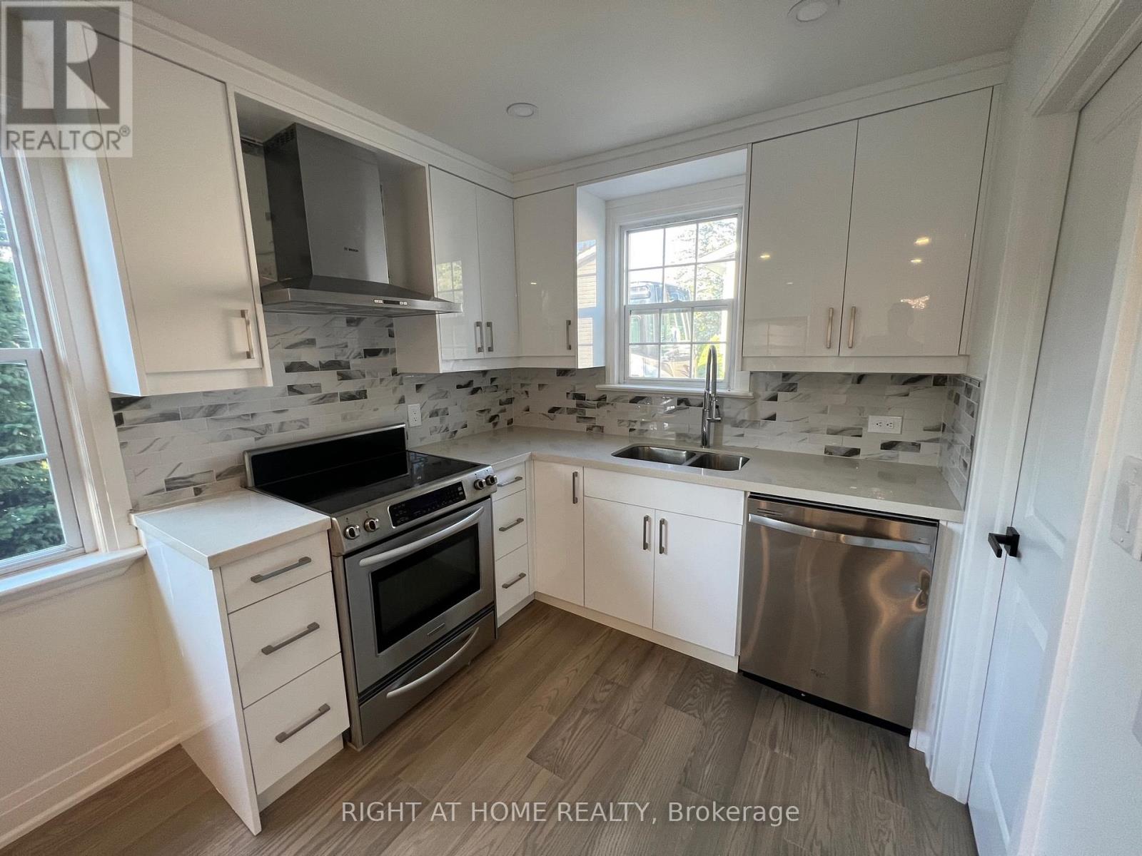 267 Rayners Road, Georgina, Ontario  L4P 1G5 - Photo 5 - N13173632