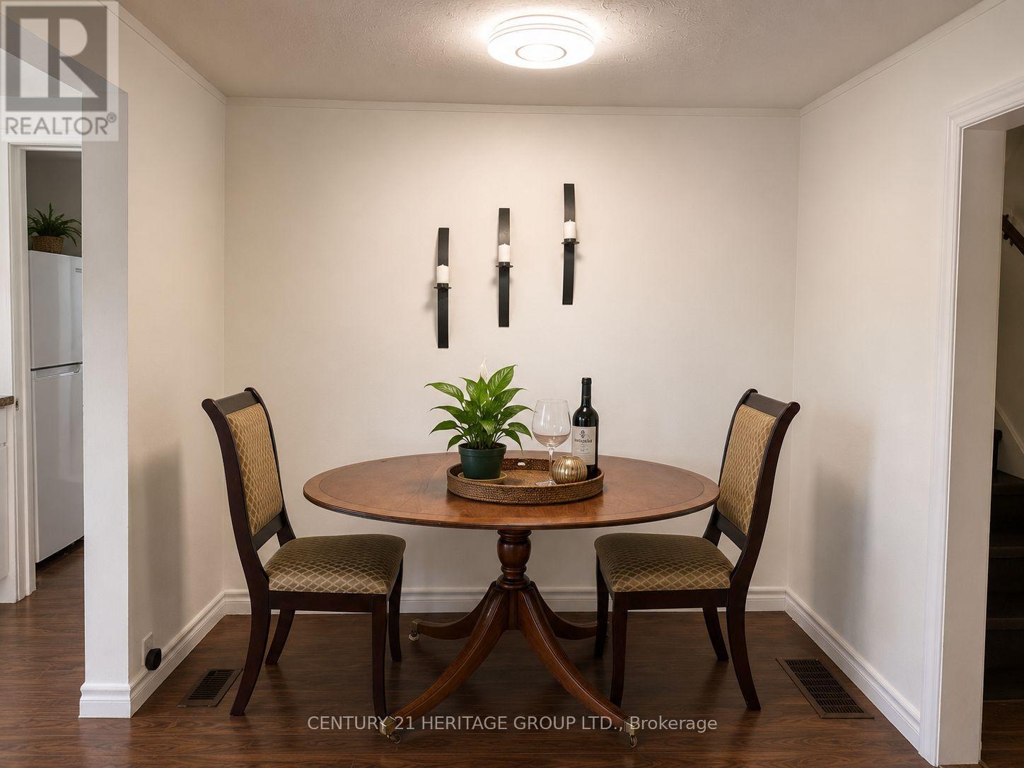 322 Lakeview Boulevard, Georgina, Ontario  L4P 2Y7 - Photo 5 - N13173646