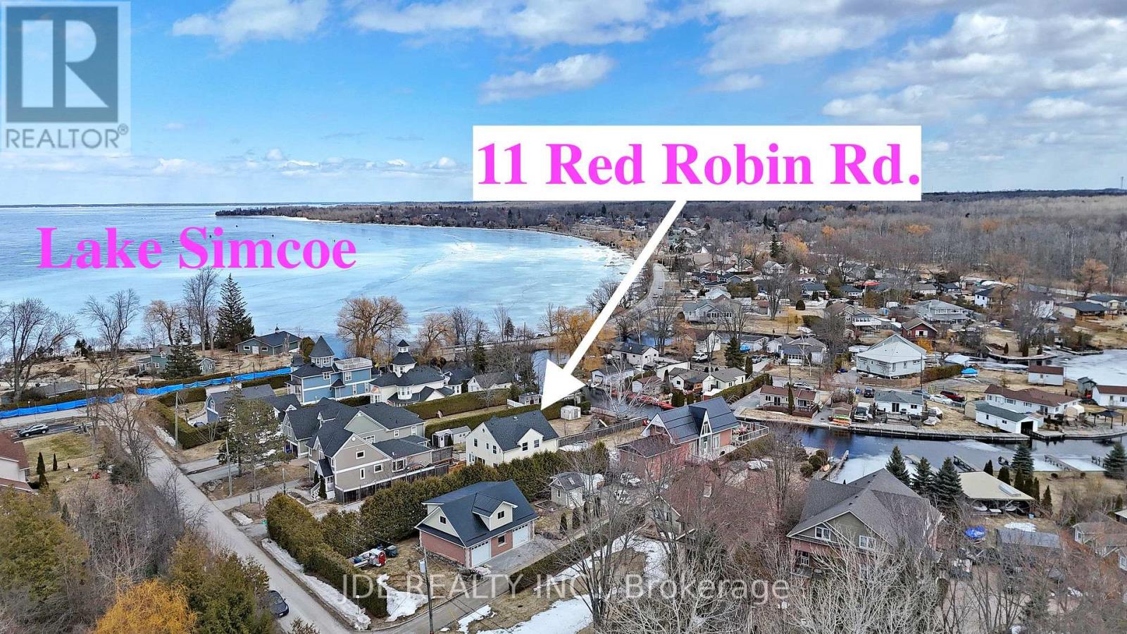 11 Red Robin Road, Georgina, Ontario  L4P 3E9 - Photo 2 - N13173674