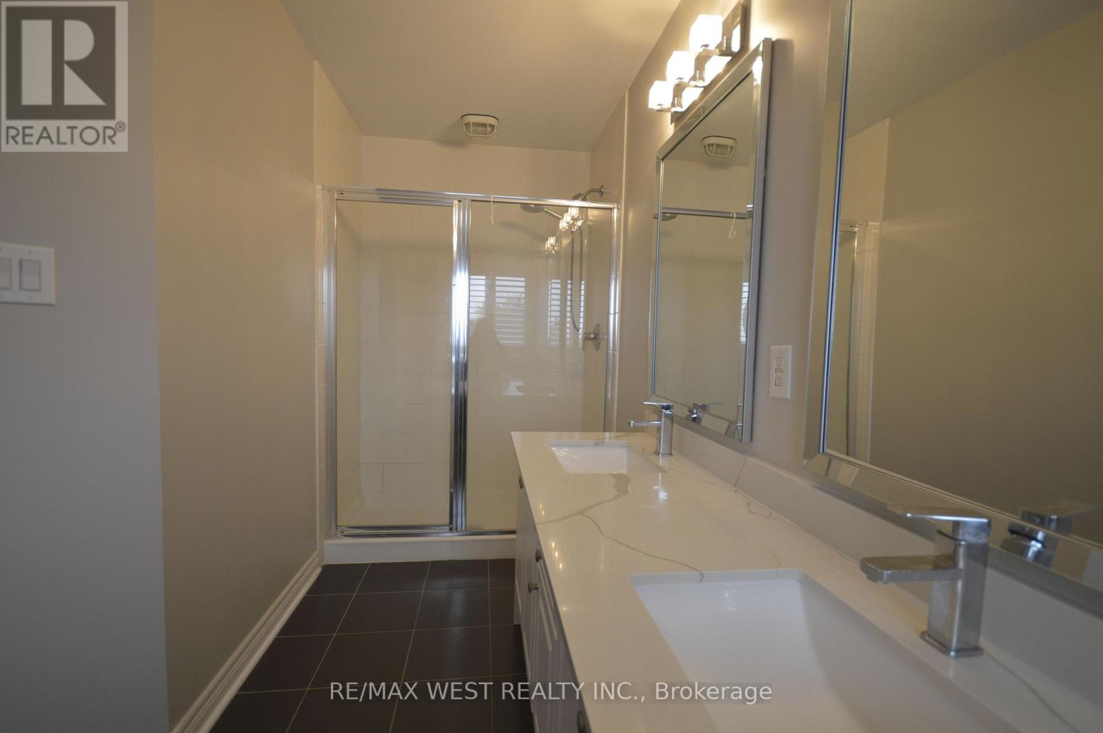 3 Earnshaw Drive, Markham, Ontario  L6C 0E5 - Photo 17 - N13173676