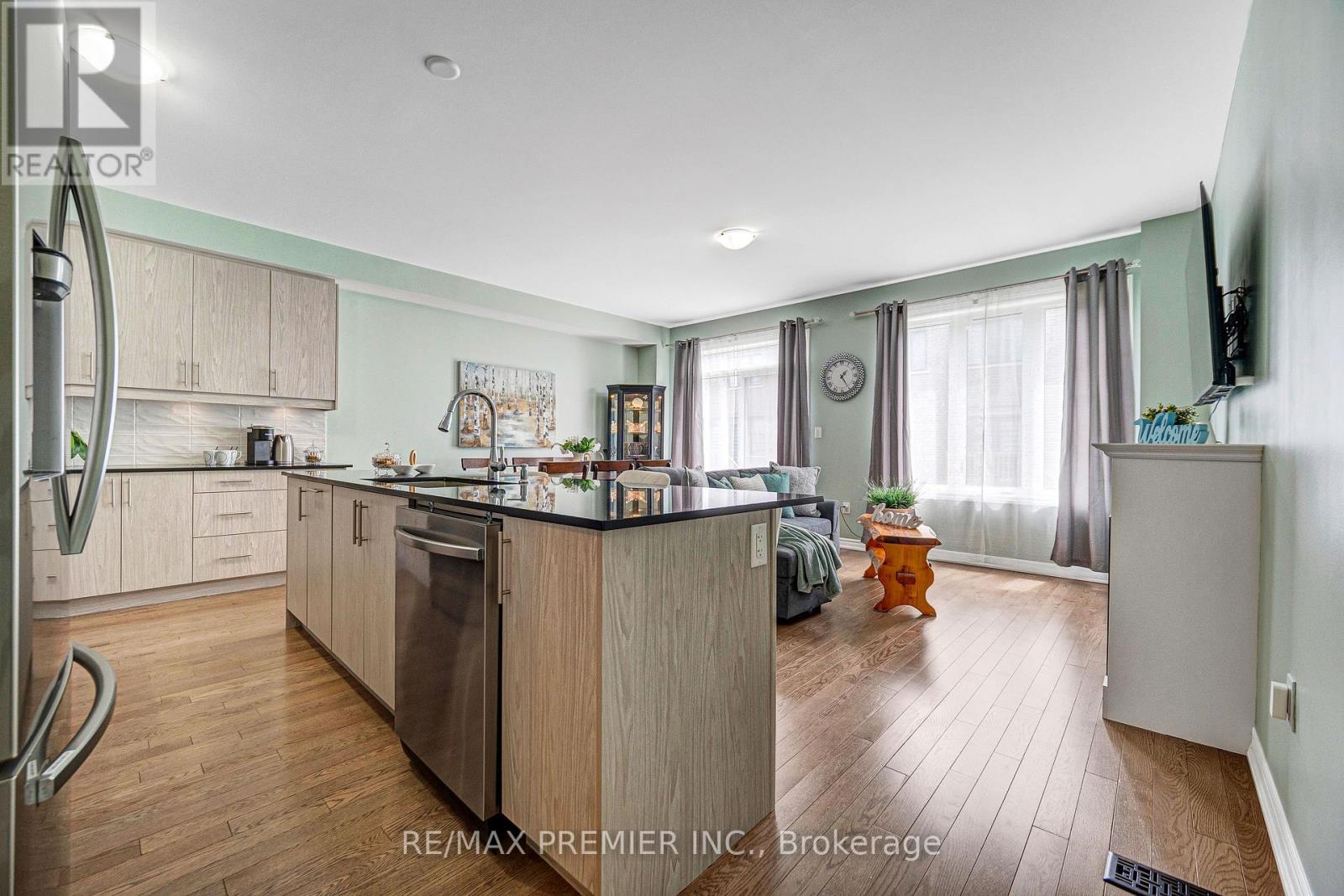 55 Singhampton Road, Vaughan, Ontario L4H 3Y5 - Photo 7 - N13173730
