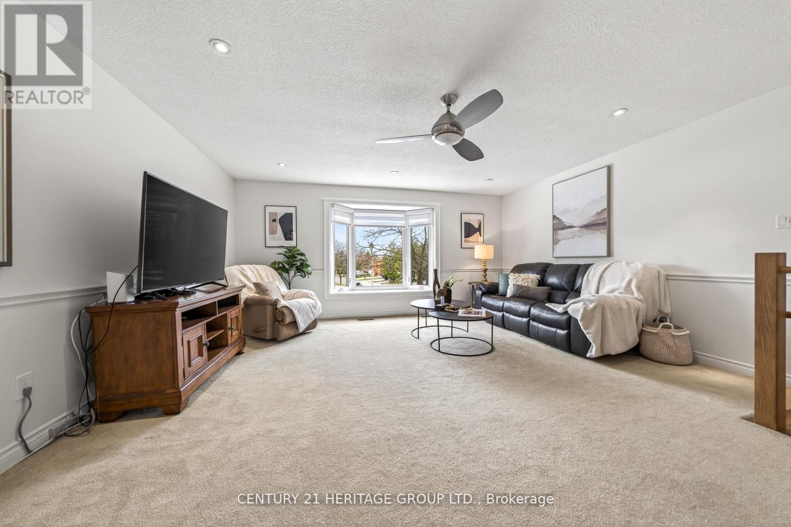 64 Coventry Court, Richmond Hill, Ontario  L4C 8B7 - Photo 16 - N13173932