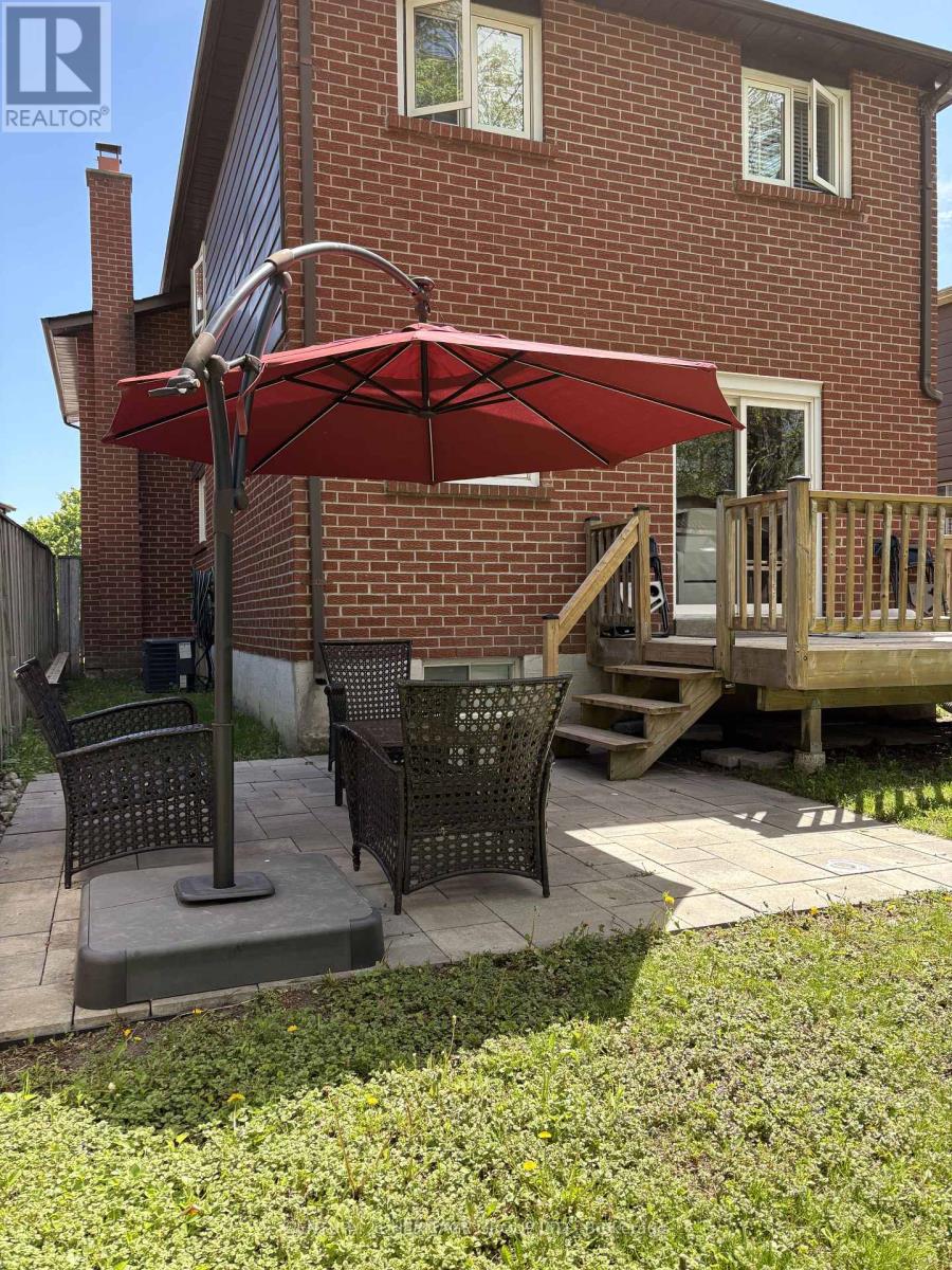 64 Coventry Court, Richmond Hill, Ontario  L4C 8B7 - Photo 24 - N13173932