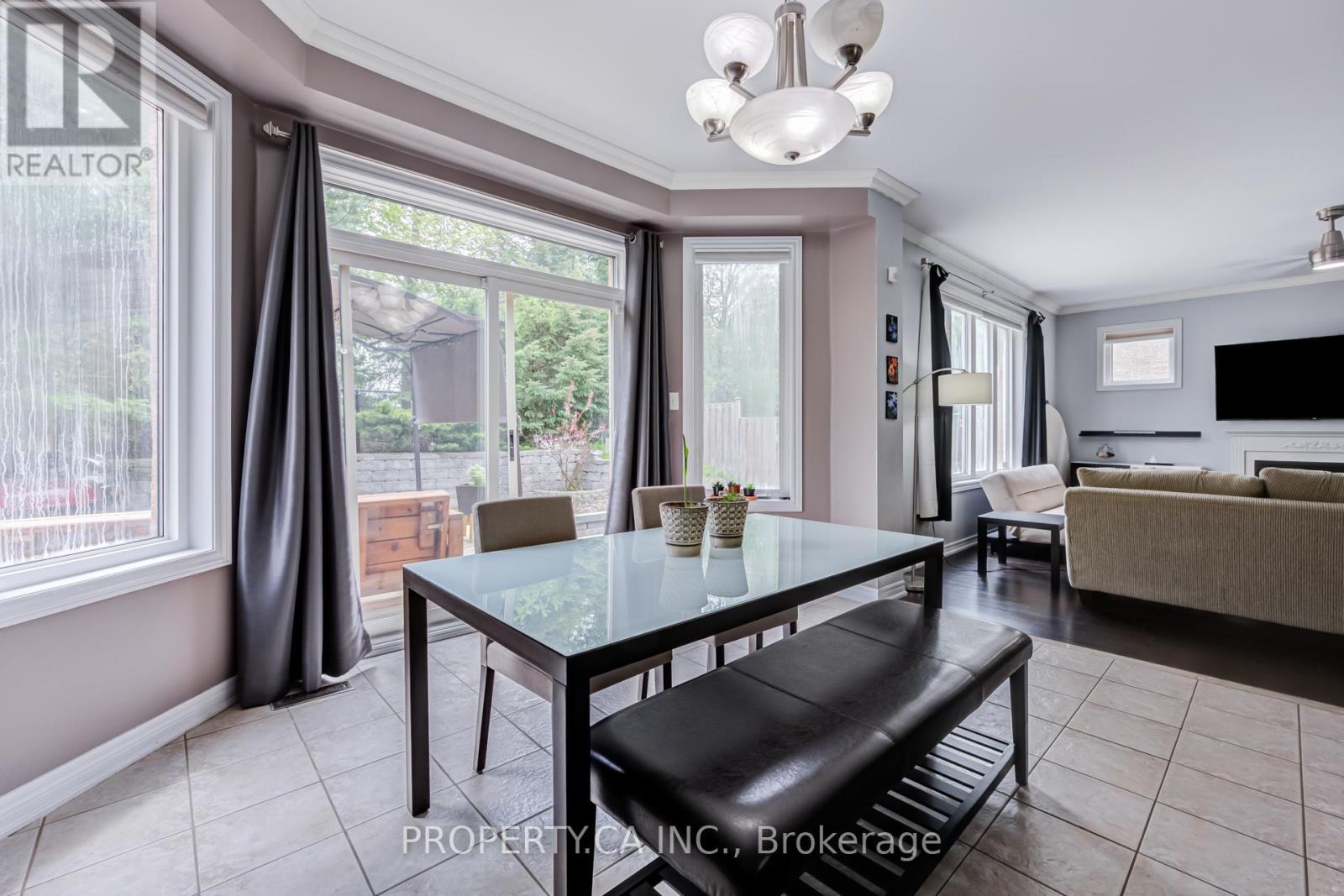 47 Grand Oak Drive, Richmond Hill, Ontario  L4E 4A1 - Photo 12 - N13173988