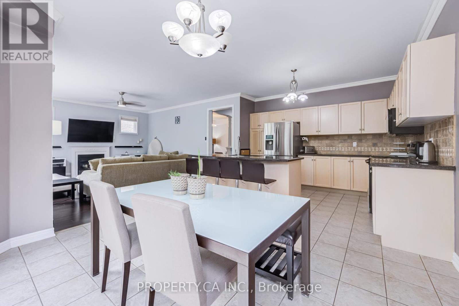 47 Grand Oak Drive, Richmond Hill, Ontario  L4E 4A1 - Photo 14 - N13173988