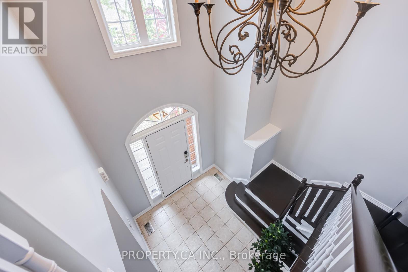 47 Grand Oak Drive, Richmond Hill, Ontario  L4E 4A1 - Photo 21 - N13173988