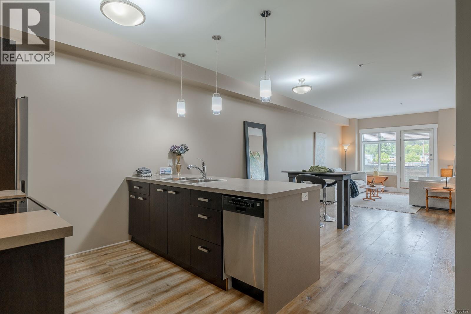 206 5822 Garden St, Duncan, British Columbia  V0L 3V9 - Photo 5 - 1036787