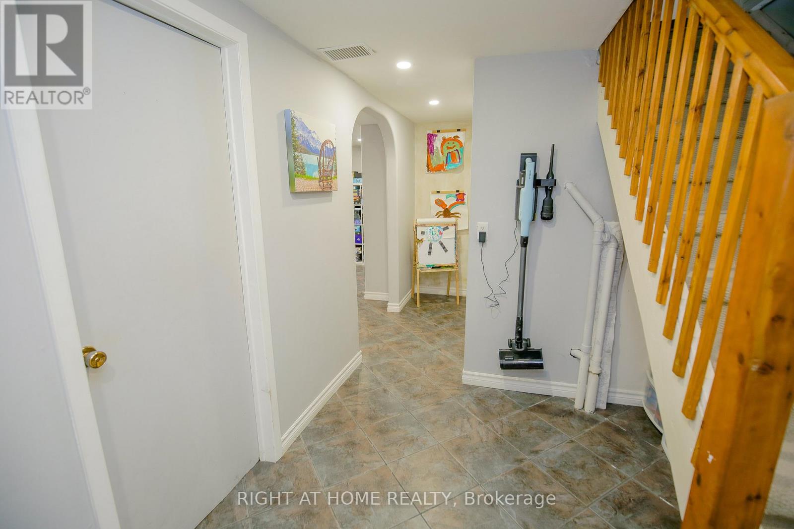 151 Little Avenue, Barrie, Ontario  L4N 6L6 - Photo 23 - S13174004