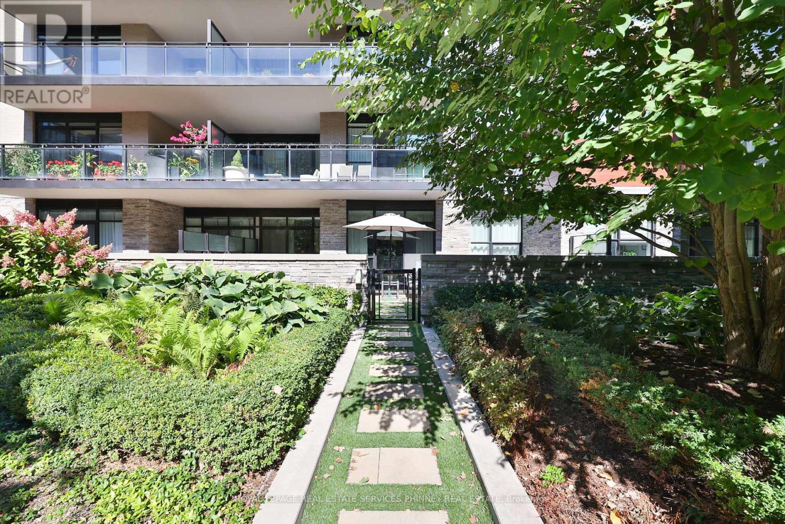 155 - 1575 Lakeshore Road W, Mississauga, Ontario  L5J 0B1 - Photo 3 - W13173728