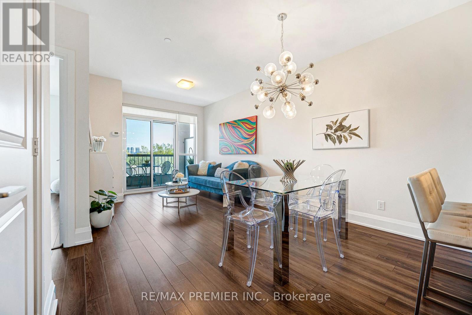 810 - 2 Old Mill Drive, Toronto, Ontario  M6S 1R7 - Photo 14 - W13173768