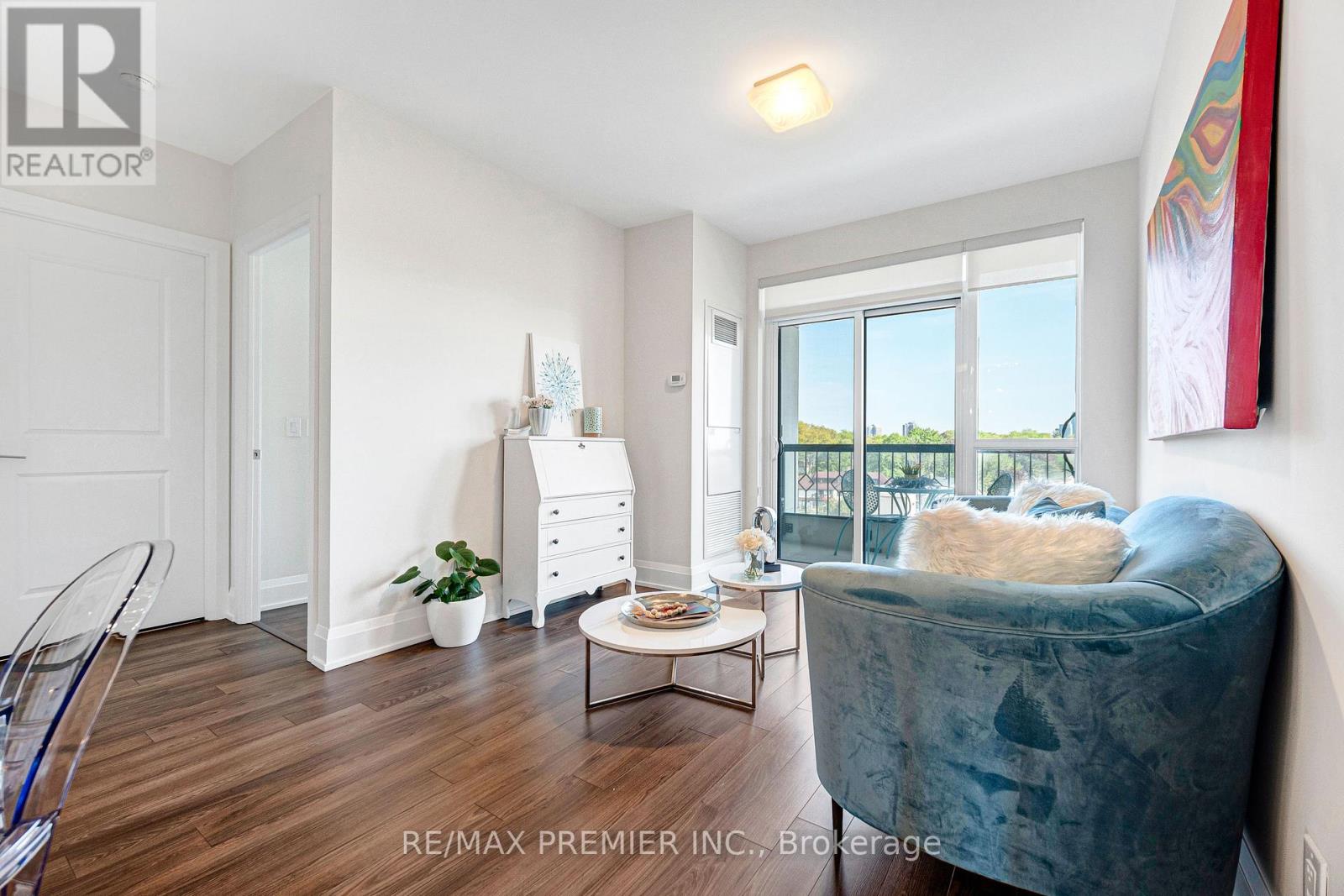 810 - 2 Old Mill Drive, Toronto, Ontario  M6S 1R7 - Photo 20 - W13173768