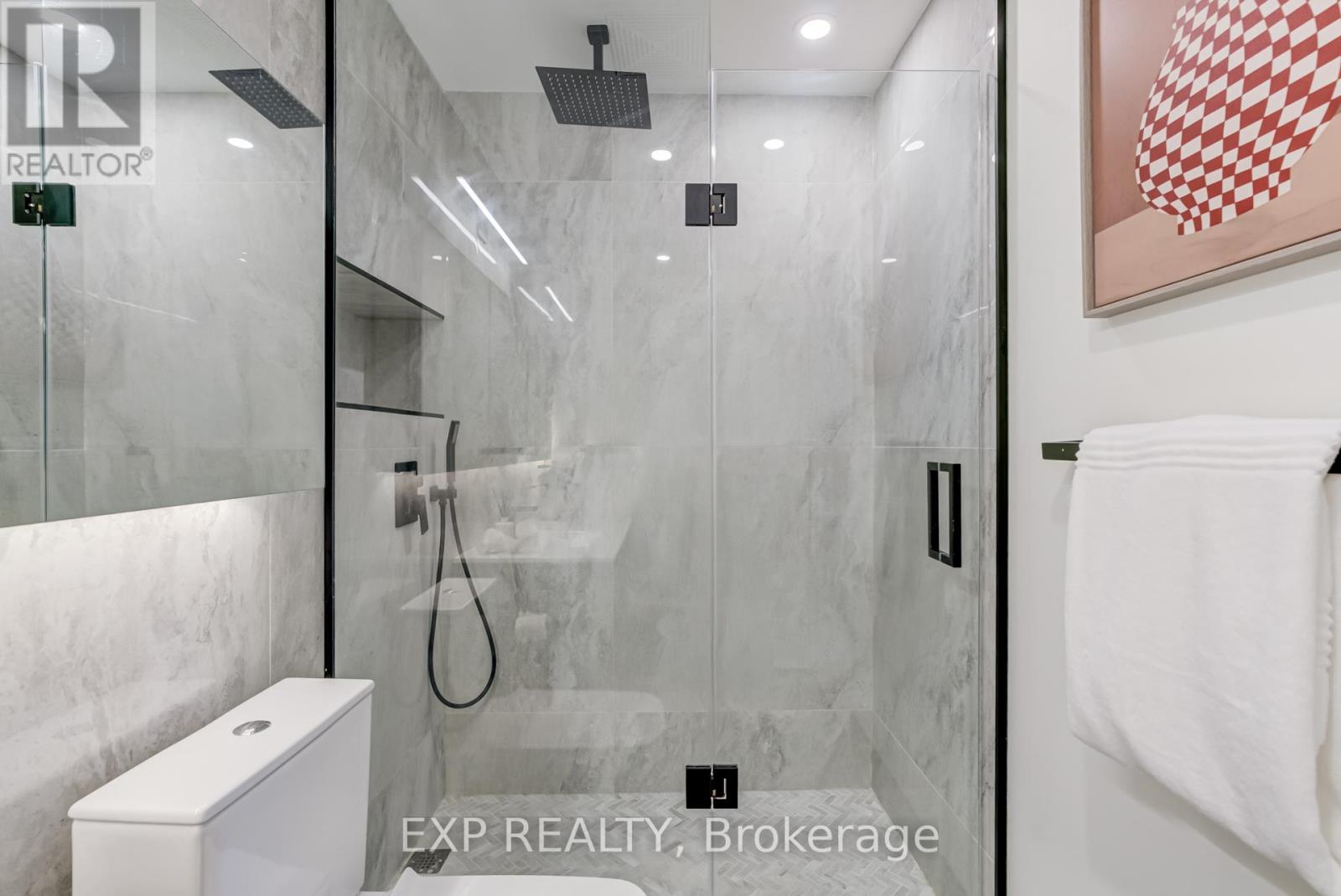 2304 - 56 Annie Craig Drive, Toronto, Ontario  M8V 0C8 - Photo 21 - W13173776