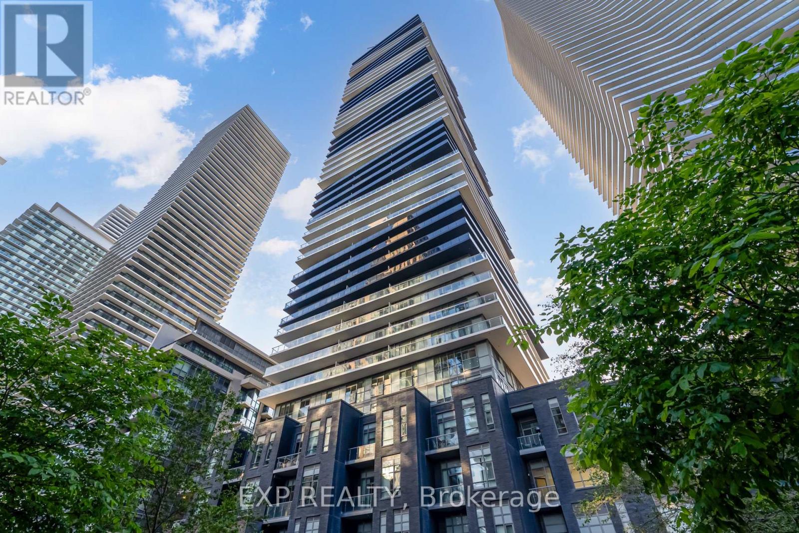 2304 - 56 Annie Craig Drive, Toronto, Ontario  M8V 0C8 - Photo 5 - W13173776