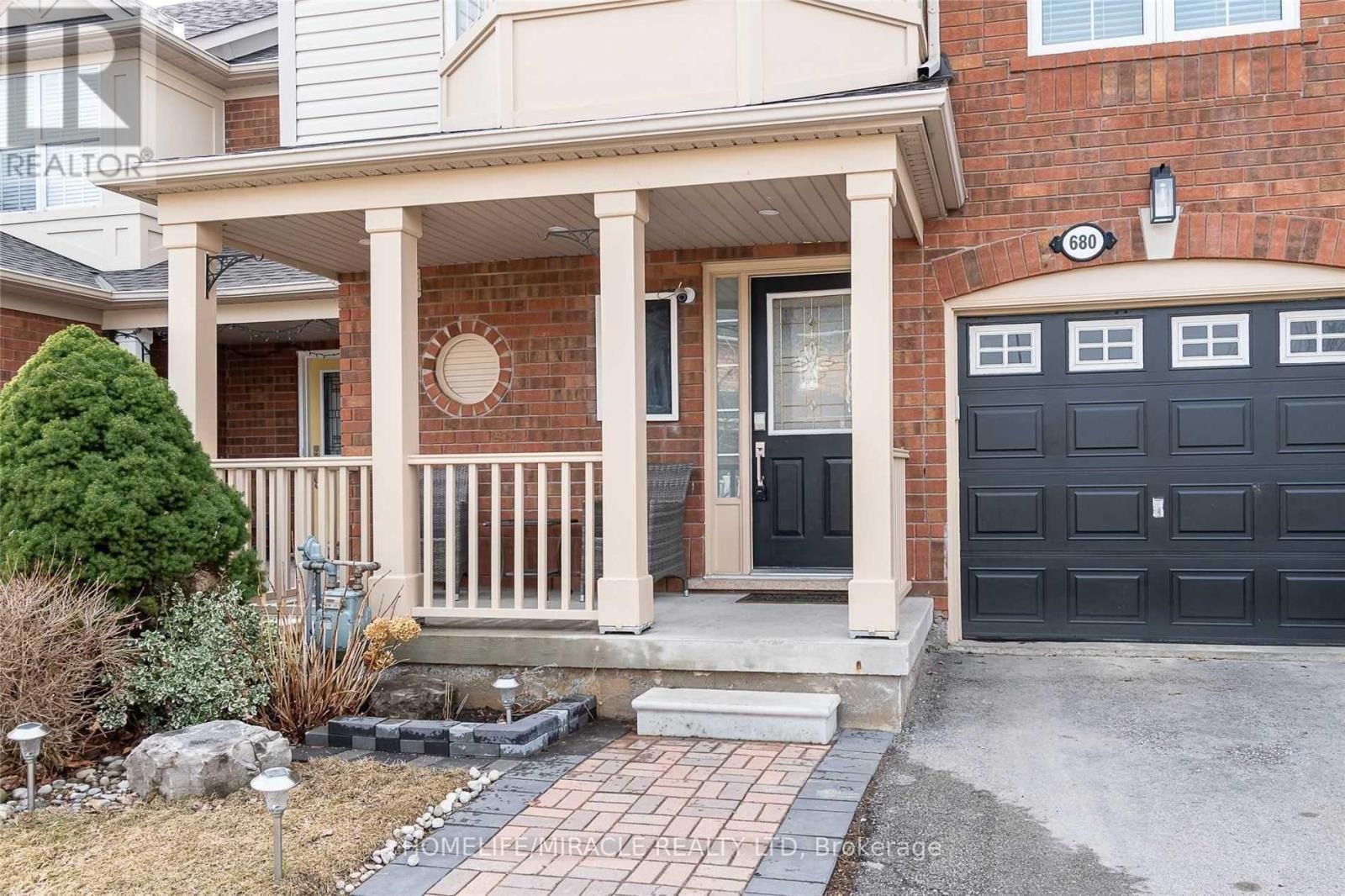680 Hamilton Crescent, Milton, Ontario  L9T 6H1 - Photo 2 - W13173780