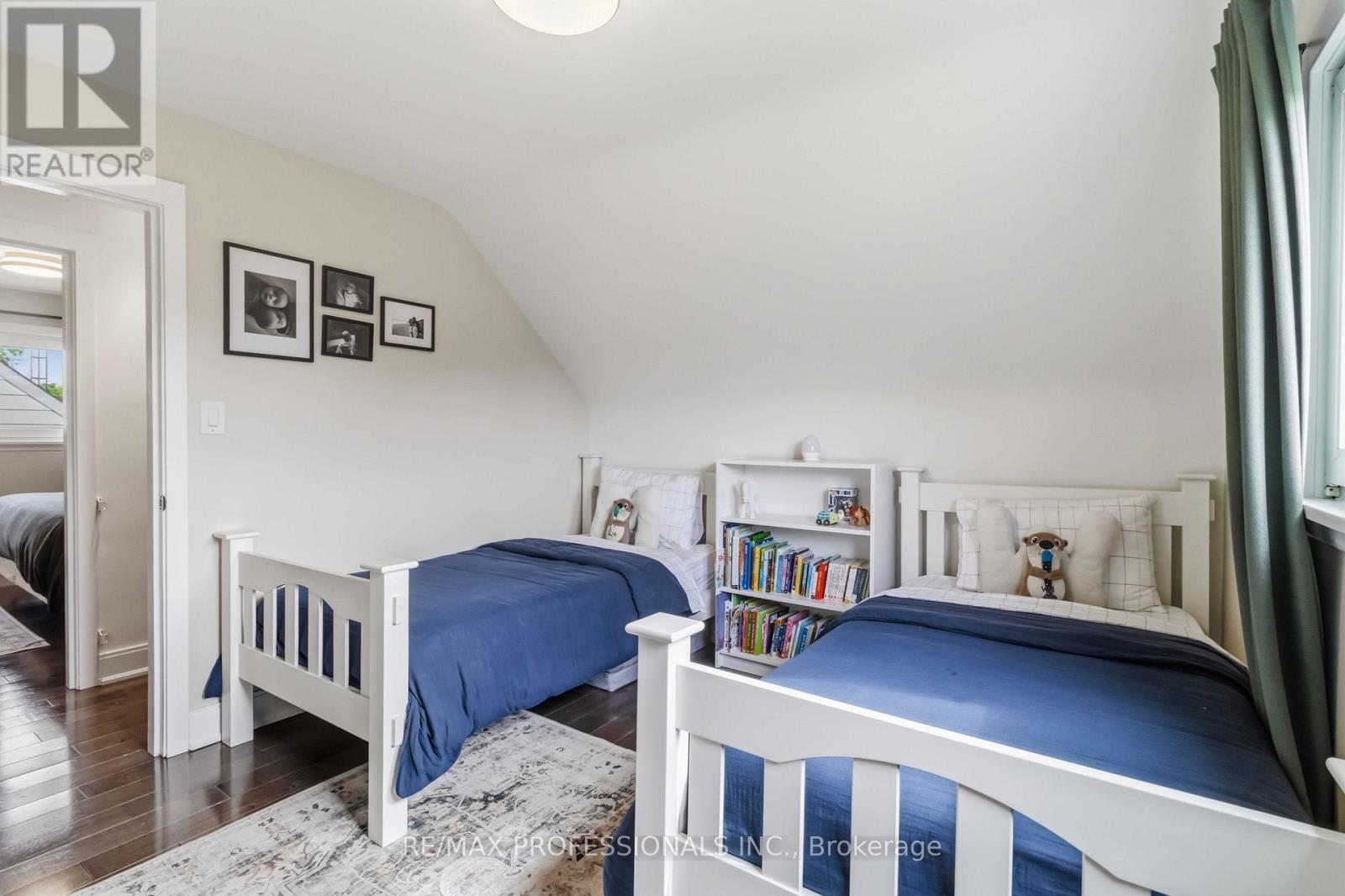 3 Snaresbrook Drive, Toronto, Ontario  M9W 2N5 - Photo 12 - W13173782