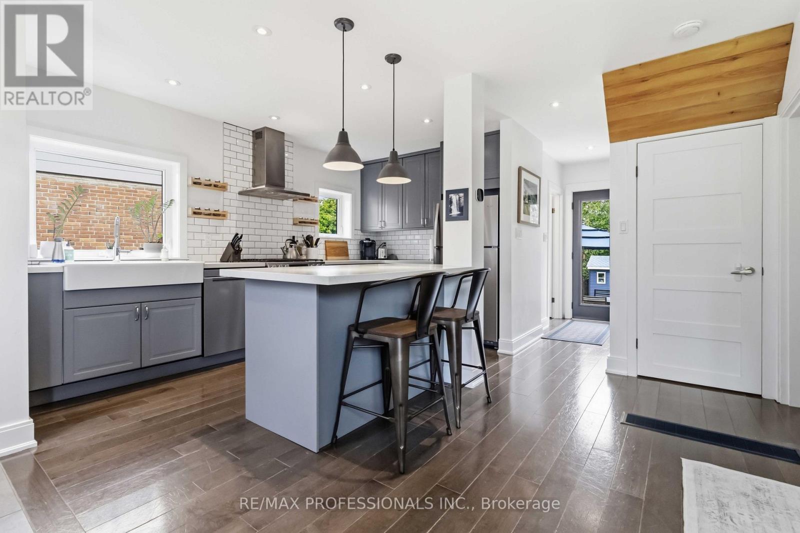 3 Snaresbrook Drive, Toronto, Ontario  M9W 2N5 - Photo 6 - W13173782