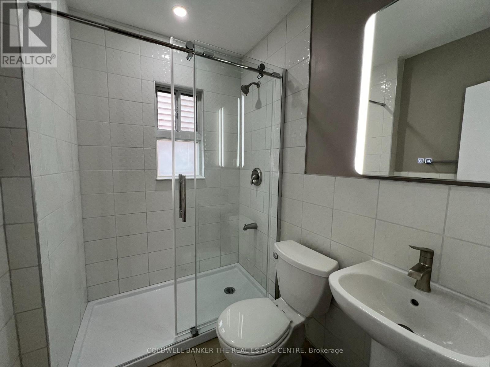 4 - 108 Grandville Avenue, Toronto, Ontario  M6N 4V2 - Photo 5 - W13173800