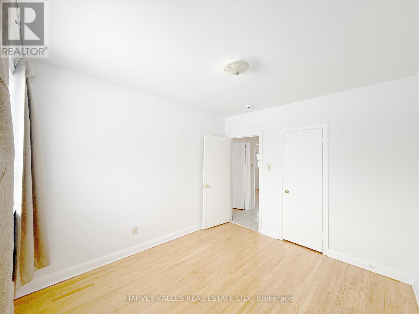 214 Dixon Road, Toronto, Ontario  M9P 2M1 - Photo 13 - W13173808