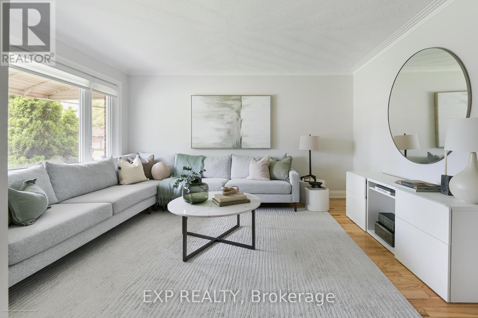 125 Treeview Drive, Toronto, Ontario  M8W 4C4 - Photo 4 - W13173838