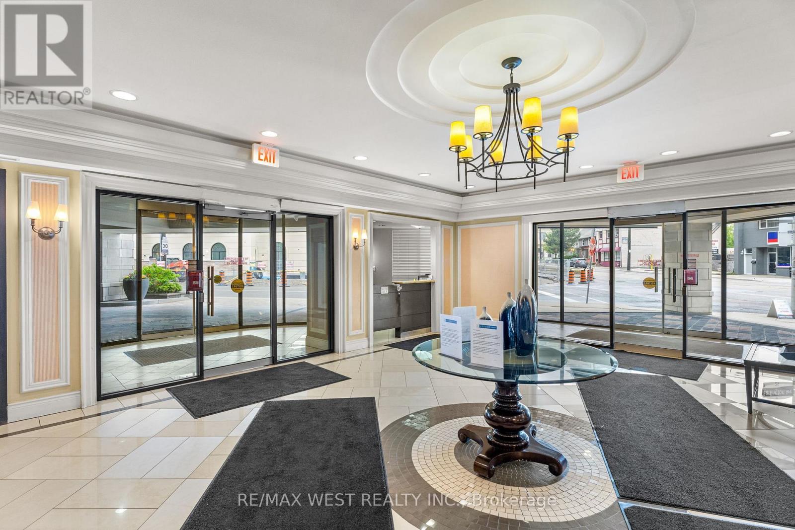 511 - 25 Earlington Avenue, Toronto, Ontario  M8X 3A3 - Photo 2 - W13173902