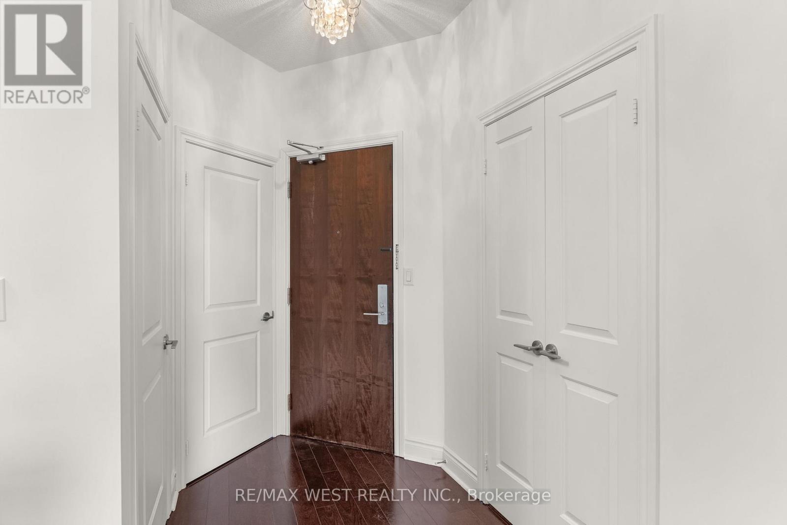 511 - 25 Earlington Avenue, Toronto, Ontario  M8X 3A3 - Photo 4 - W13173902