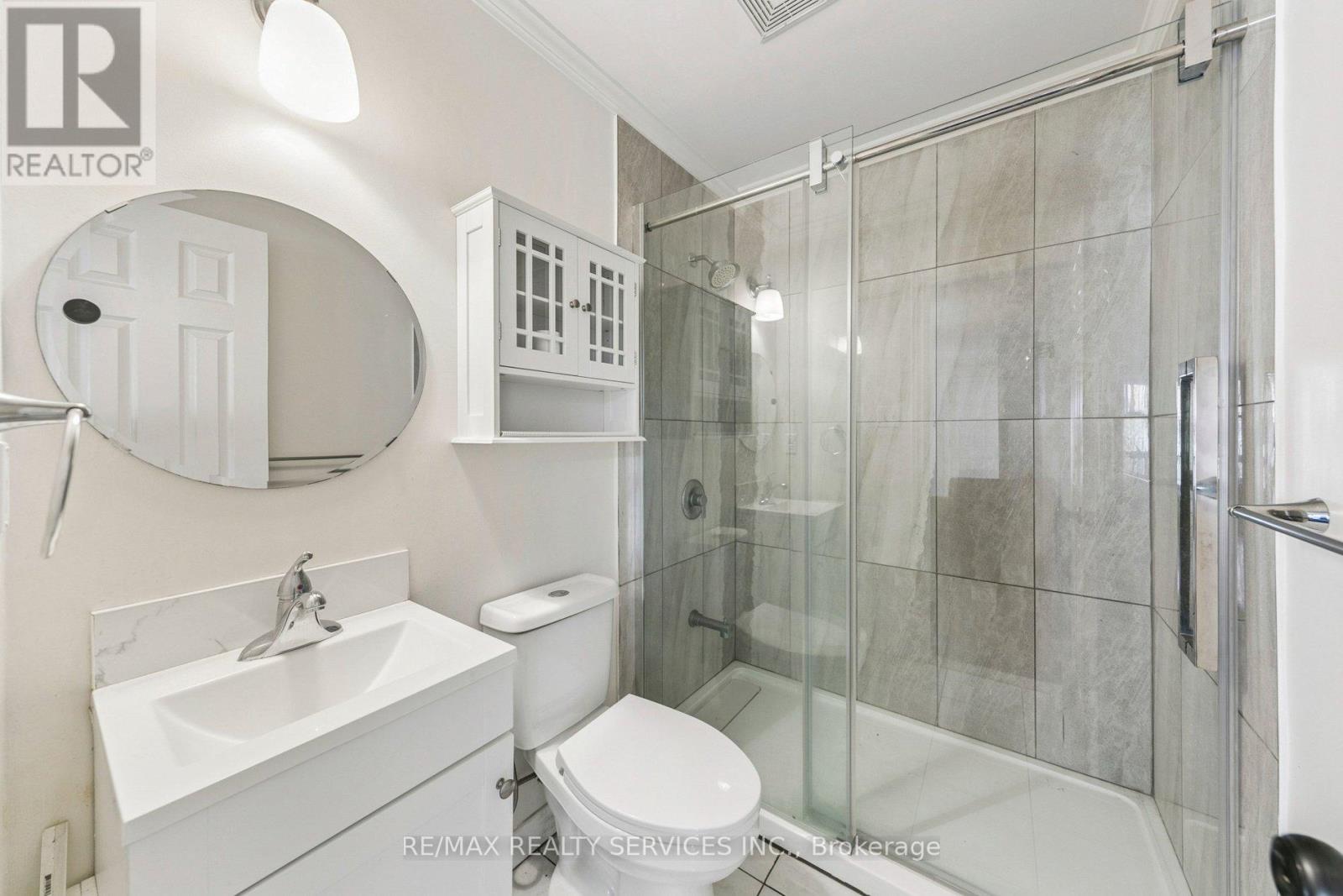 4 Burt Drive, Brampton, Ontario  L6X 3H6 - Photo 14 - W13174006