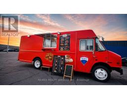1300 STEELES AVENUE E, Brampton, Ontario