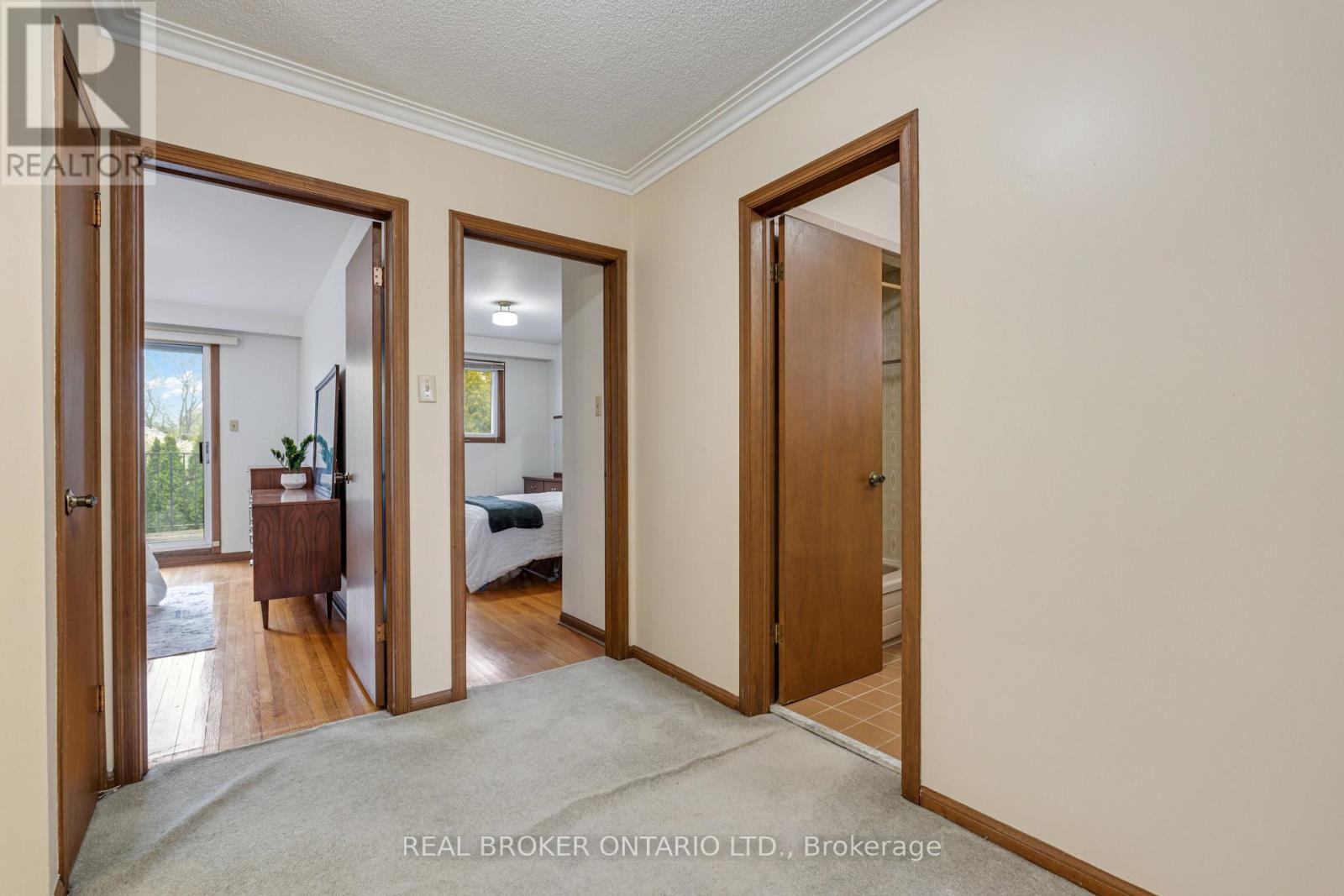 56a Treeview Drive, Toronto, Ontario  M8W 4C2 - Photo 17 - W13174036