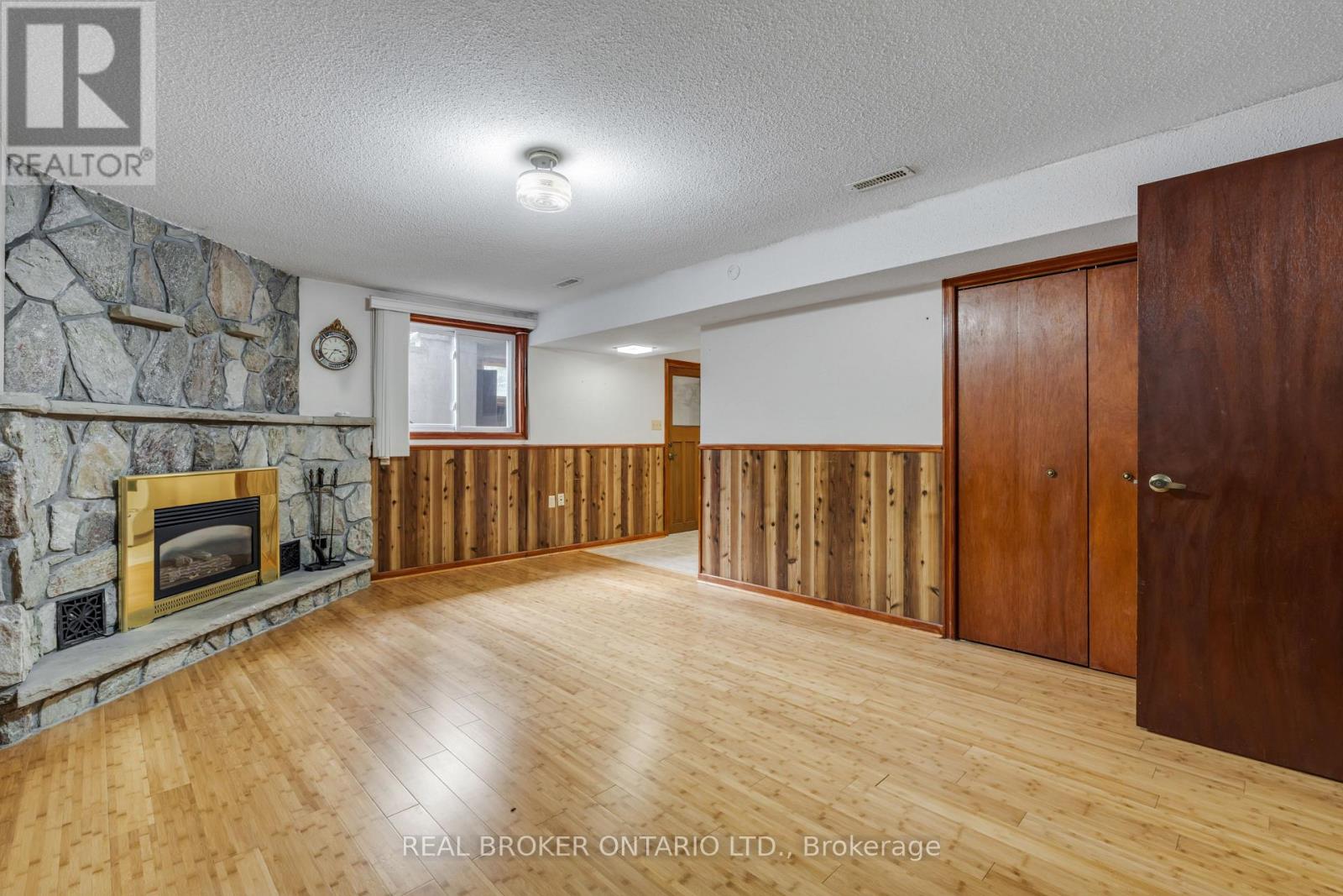 56a Treeview Drive, Toronto, Ontario  M8W 4C2 - Photo 29 - W13174036
